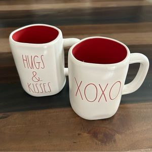 Rae Dunn set of 2 Coffee Mugs XOXO Hugs Kisses